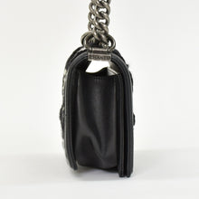 画像をギャラリービューアに読み込む, CHANEL シャネル ボーイシャネル20 チェーンショルダーバッグ A67085 23番台 ココマーク ツイード レザー ブラック 美品 中古 4b010203