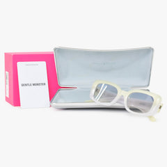 極美品 GENTLE MONSTER ジェントルモンスター THE BELL サングラス アイウェア YVG1 サイズ51□21-147 グラデーション 中古 4b010422