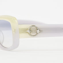 画像をギャラリービューアに読み込む, 極美品 GENTLE MONSTER ジェントルモンスター THE BELL サングラス アイウェア YVG1 サイズ51□21-147 グラデーション 中古 4b010422