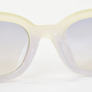 極美品 GENTLE MONSTER ジェントルモンスター THE BELL サングラス アイウェア YVG1 サイズ51□21-147 グラデーション 中古 4b010422