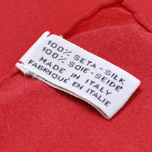 画像をギャラリービューアに読み込む, CHANEL シャネル スカーフ バンダナ ココマーク チェーンアクセ柄 ハンカチ 80cm レッド シルク 美品 中古 4b010485