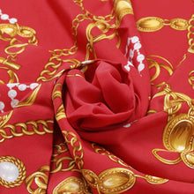 画像をギャラリービューアに読み込む, CHANEL シャネル スカーフ バンダナ ココマーク チェーンアクセ柄 ハンカチ 80cm レッド シルク 美品 中古 4b010485