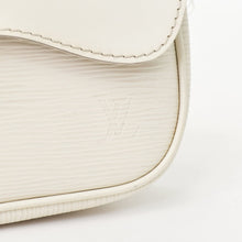 画像をギャラリービューアに読み込む, LOUIS VUITTON ルイヴィトン エピ ポシェット モンテーニュ ワンショルダーバッグ M5929J ホワイト シルバー金具 美品 中古 4b010730