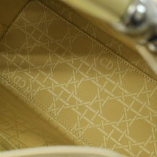 画像をギャラリービューアに読み込む, CHRISTIAN DIOR クリスチャンディオール マリスパール 2WAYバッグ ハンドバッグ ショルダーバッグ ベージュ シルバー金具 美品 中古 4b010830