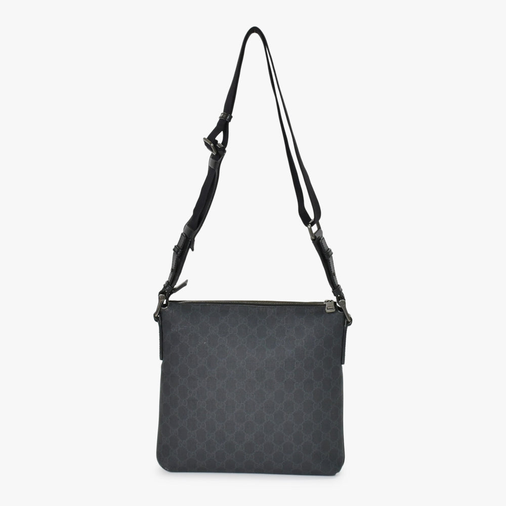 極美品 GUCCI グッチ GGスプリーム ショルダーバッグ 322279 ブラック GGスプリームキャンバス シルバー金具 中古 4b011255