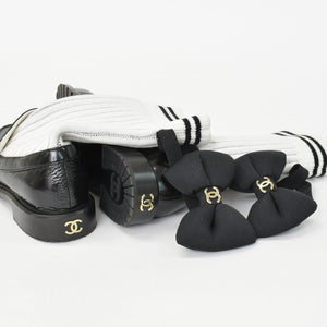 極美品 CHANEL シャネル ローファー 革靴 G45410 サイズ38C ココマーク ソックスドッキング リボン レザー ブラック 中古 4b011481