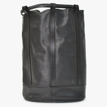 Load image into Gallery viewer, LOUIS VUITTON ルイヴィトン エピ ランドネGM デイパック M43082 エピレザー ゴールド金具 良品 中古 4b011560