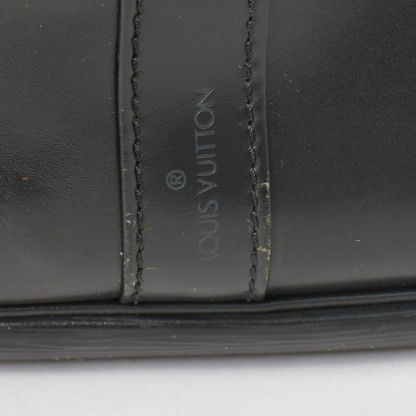 LOUIS VUITTON ルイヴィトン エピ ランドネGM デイパック M43082 エピレザー ゴールド金具 良品 中古 4b011560