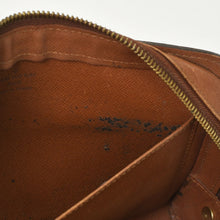 Load image into Gallery viewer, LOUIS VUITTON ルイヴィトン オルセー セカンドバッグ M51790 ブラウン モノグラムキャンバス レザー ゴールド金具 良品 中古 4b011566