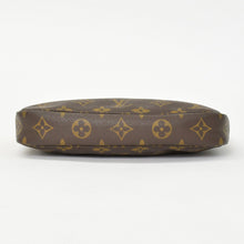 Load image into Gallery viewer, LOUIS VUITTON ルイヴィトン ポシェット アクセソワール アクセサリーポーチ M51980 モノグラム ブラウン レザー PVC 美品 中古 4b011568