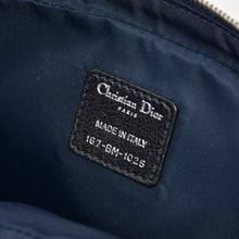 Load image into Gallery viewer, Christian Dior クリスチャンディオール フライトライン ワンショルダーバッグ 167-BM-1025 トロッター柄 シルバー金具 美品 中古 4b011635