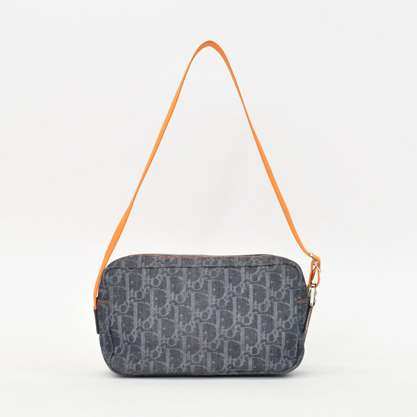 Christian Dior クリスチャンディオール フライトライン ワンショルダーバッグ 167-BM-1025 トロッター柄 シルバー金具 美品 中古 4b011635