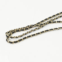 Load image into Gallery viewer, CHANEL シャネル マトラッセ ペンダント ネックレス カードケース PARIS 2022 ゴールド ブラック 美品 中古 4b011910