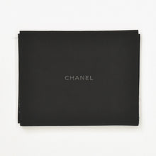 Load image into Gallery viewer, CHANEL シャネル マトラッセ ペンダント ネックレス カードケース PARIS 2022 ゴールド ブラック 美品 中古 4b011910