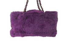 Load image into Gallery viewer, CHANEL シャネル ココマーク チェーンショルダーバッグ 6番台 ファー レザー アンティークゴールド パープル 美品 中古 4c069200