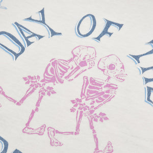 新品未使用 SAINT MICHAEL セントマイケル DAY OF THE FREAKS 半袖Tシャツ SM-HR8-0000-023 サイズS ホワイト マルチカラー 中古 4a010078