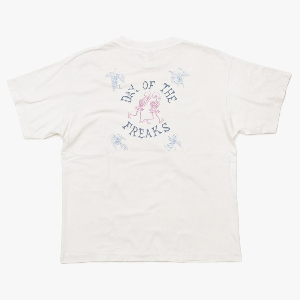 新品未使用 SAINT MICHAEL セントマイケル DAY OF THE FREAKS 半袖Tシャツ SM-HR8-0000-023 サイズS ホワイト マルチカラー 中古 4a010078