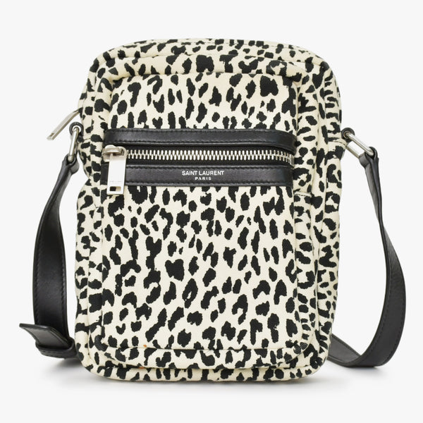YVES SAINT LAURENT イヴサンローラン カイラ ミニショルダーバッグ 581700 ベイビーキャットレザー 美品 中古 4b010243