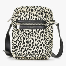 画像をギャラリービューアに読み込む, YVES SAINT LAURENT イヴサンローラン カイラ ミニショルダーバッグ 581700 ベイビーキャットレザー 美品 中古 4b010243