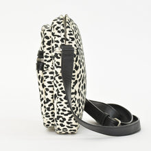 画像をギャラリービューアに読み込む, YVES SAINT LAURENT イヴサンローラン カイラ ミニショルダーバッグ 581700 ベイビーキャットレザー 美品 中古 4b010243