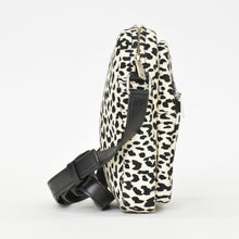 画像をギャラリービューアに読み込む, YVES SAINT LAURENT イヴサンローラン カイラ ミニショルダーバッグ 581700 ベイビーキャットレザー 美品 中古 4b010243