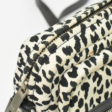 画像をギャラリービューアに読み込む, YVES SAINT LAURENT イヴサンローラン カイラ ミニショルダーバッグ 581700 ベイビーキャットレザー 美品 中古 4b010243