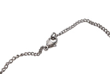 Load image into Gallery viewer, CHANEL シャネル ココマーク ネックレス A26983 重量約7.0g 06V刻印 全長約43.5cm メタル シルバー 美品 中古 4b001034