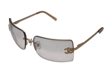 Load image into Gallery viewer, 極美品 CHANEL シャネル リムレス サングラス 4092-B c.102/8Z サイズ62□15 120 ココマーク ラインストーン ブラウン ゴールド 中古 4b001055