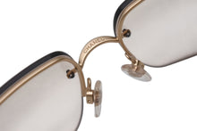 Load image into Gallery viewer, 極美品 CHANEL シャネル リムレス サングラス 4092-B c.102/8Z サイズ62□15 120 ココマーク ラインストーン ブラウン ゴールド 中古 4b001055