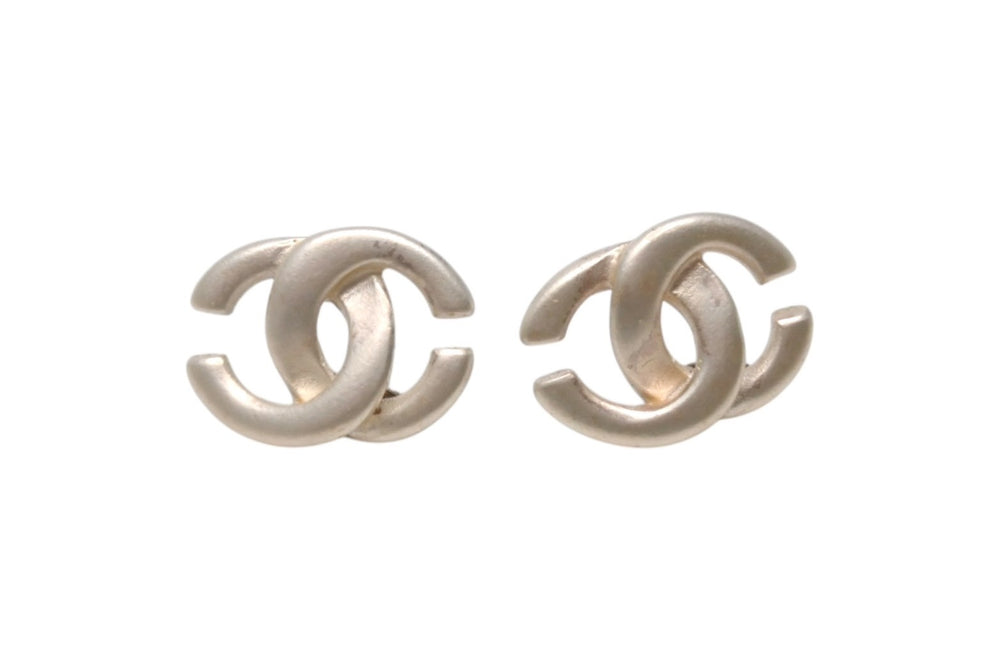 CHANEL シャネル ココマーク ピアス 重量約3.1g 01A刻印 メタル シルバー シャンパンゴールド 両耳用 美品 中古 4b001060