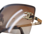 Load image into Gallery viewer, CHANEL シャネル リムレス サングラス 4092-B c.125/13 サイズ62□15 120 ココマーク ラインストーン ブラウン ゴールド 良品 中古 4b001062