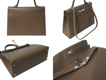 Load image into Gallery viewer, 極美品 HERMES エルメス ケリー35 ハンドバッグ □O刻 2011年 外縫い カーフスキン エトゥープ シルバー金具 中古 4b001082