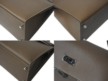 Load image into Gallery viewer, 極美品 HERMES エルメス ケリー35 ハンドバッグ □O刻 2011年 外縫い カーフスキン エトゥープ シルバー金具 中古 4b001082