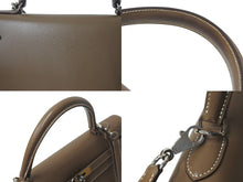 Load image into Gallery viewer, 極美品 HERMES エルメス ケリー35 ハンドバッグ □O刻 2011年 外縫い カーフスキン エトゥープ シルバー金具 中古 4b001082