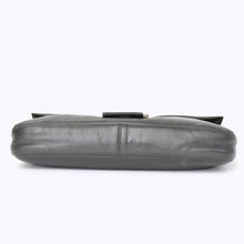 画像をギャラリービューアに読み込む, 極美品 FENDI フェンディ マンマバケット ワンショルダーバッグ 2470 26424 008 レザー ブラック グリーン シルバー金具 中古 4b010886