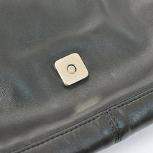 画像をギャラリービューアに読み込む, 極美品 FENDI フェンディ マンマバケット ワンショルダーバッグ 2470 26424 008 レザー ブラック グリーン シルバー金具 中古 4b010886