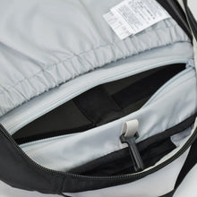 Load image into Gallery viewer, 新品同様品 ARC'TERYX アークテリクス ロゴ リュック バックパック 25815 ポリエステル ナイロン ブラック金具 中古 4b010924