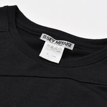 Load image into Gallery viewer, 極美品 ISSEY MIYAKE イッセイミヤケ ホワイトレーベル ボーダー柄 長袖Tシャツ トップス ブラック サイズ2 中古 4b010946