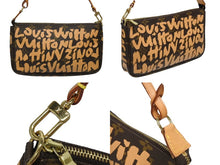 Load image into Gallery viewer, 極美品 LOUIS VUITTON ルイヴィトン ポシェット アクセソワ―ル アクセサリーポーチ M92193 モノグラム グラフィティ オレンジ 中古 4b010988