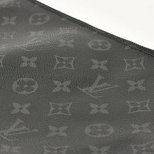Load image into Gallery viewer, LOUIS VUITTON ルイヴィトン モノグラムエクリプス ポシェットヴォワヤージュMM クラッチバッグ M61692 ブラック レザー レインボー金具 美品 中古 4b011050
