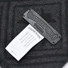 Load image into Gallery viewer, 新品未使用 CHROME HEARTS クロムハーツ 総柄 CHクロス マフラー ストール 新作 ブラック カシミヤ 中古 4b011094