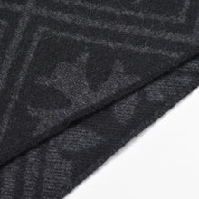Load image into Gallery viewer, 新品未使用 CHROME HEARTS クロムハーツ 総柄 CHクロス マフラー ストール 新作 ブラック カシミヤ 中古 4b011094