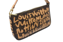 画像をギャラリービューアに読み込む, LOUIS VUITTON ルイヴィトン ポシェットアクセソワ―ル ポーチ M92193 モノグラム グラフィティ ブラウン PVC 美品 中古 4b001119