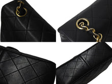 Load image into Gallery viewer, CHANEL シャネル ミニマトラッセ20 ショルダーバッグ 1番台 A01163 ブラック ラムスキン ゴールド金具 美品 中古 4b001121