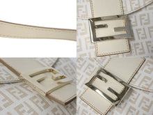 画像をギャラリービューアに読み込む, 極美品 FENDI フェンディ ズッキーノ マンマバケット ハンドバッグ ワンショルダーバッグ ベージュ キャンバス 中古 4b001128