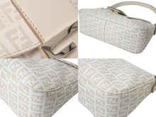 画像をギャラリービューアに読み込む, 極美品 FENDI フェンディ ズッキーノ マンマバケット ハンドバッグ ワンショルダーバッグ ベージュ キャンバス 中古 4b001128