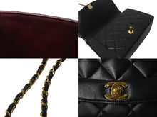 Load image into Gallery viewer, 極美品 CHANEL シャネル ショルダーバッグ ダイアナ 25 2番台 ラムスキン ブラック ゴールド金具 中古 4b001138