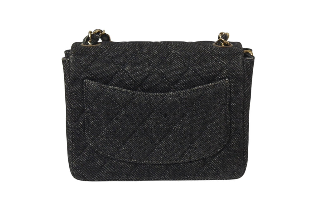 CHANEL Denim Mini Matelasse 17 Chain Shoulder Bag No. 6 Coco Mark Black Gold Hardware Good Condition Used 4b001144