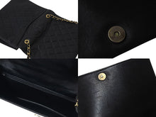 Load image into Gallery viewer, CHANEL シャネル ショルダーバッグ ココマーク フルフラップ ブラック ラムスキン ゴールド金具 美品 中古 4b001145