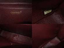 Load image into Gallery viewer, CHANEL シャネル マトラッセ 30 Wチェーンショルダーバッグ 6番台 ココマーク ラムスキン ブラック ゴールド金具 美品 中古 4b001158